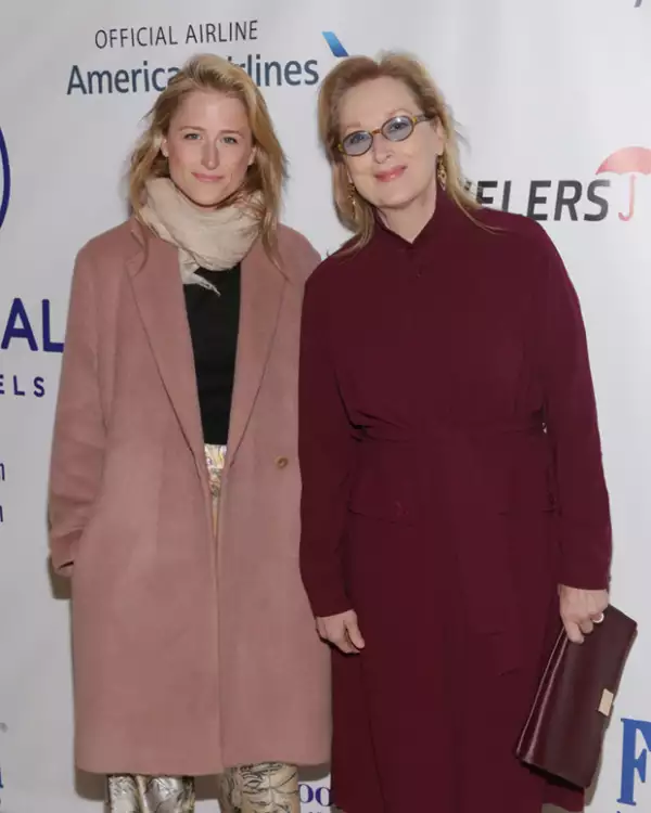 Meryl y Mamie aparecen juntas en la cinta Ricky & The Flash.