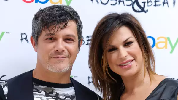 Alejandro Sanz y Raquel Perera