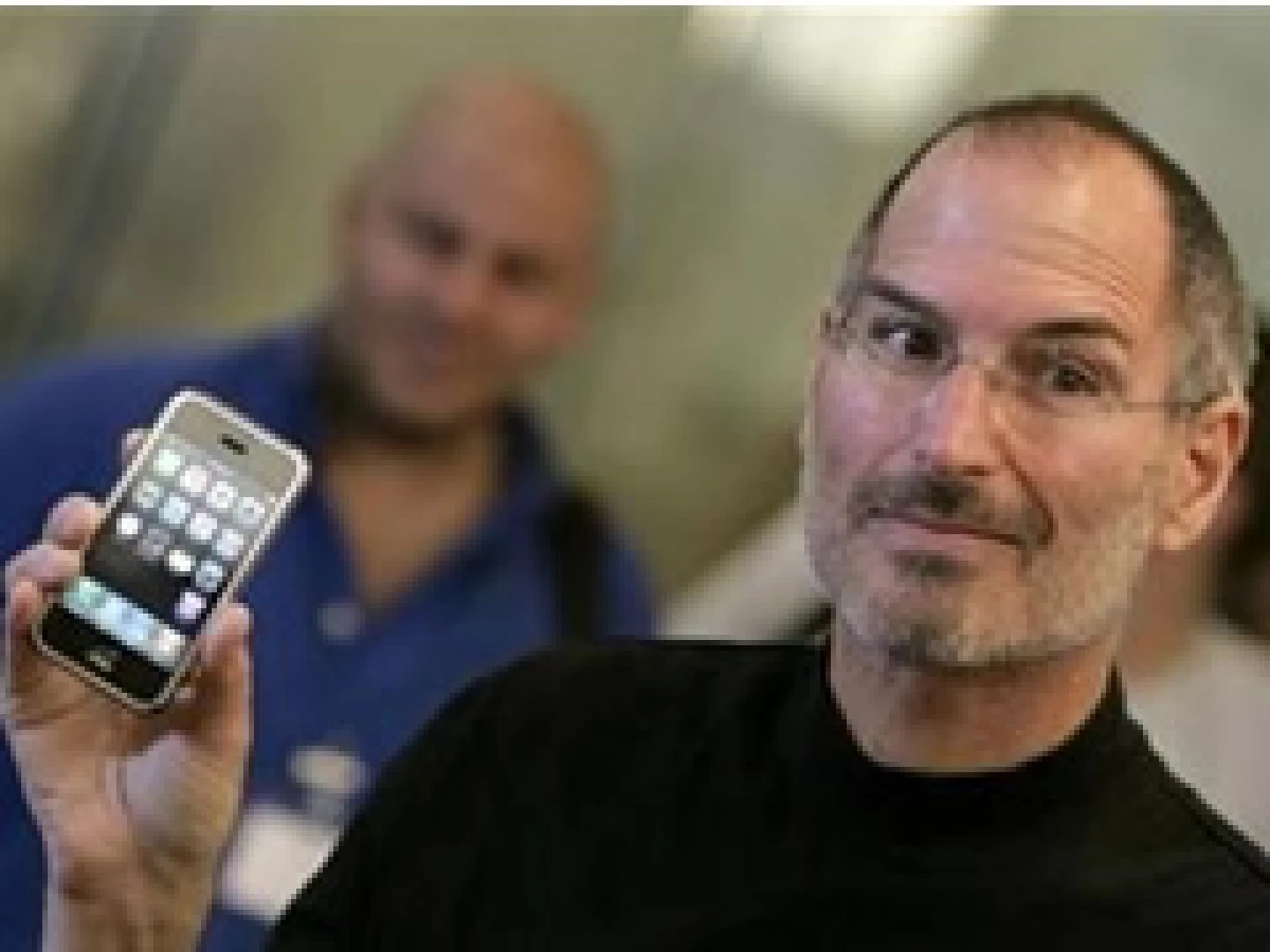 Las acciones de la empresa comandada por Steve Jobs han perdido más de la mitad de su valor desde fines del 2007. (Foto: Archivo)