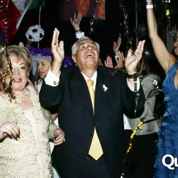 Boda Dionisio, Martha Sánchez