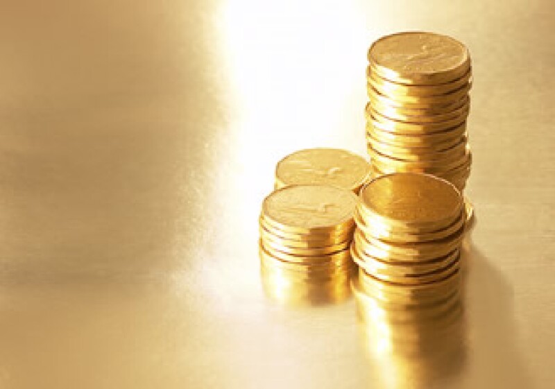 El dólar ha tocado mínimos de 15 meses ante el euro, impulsando al oro. (Foto: Jupiter Images)