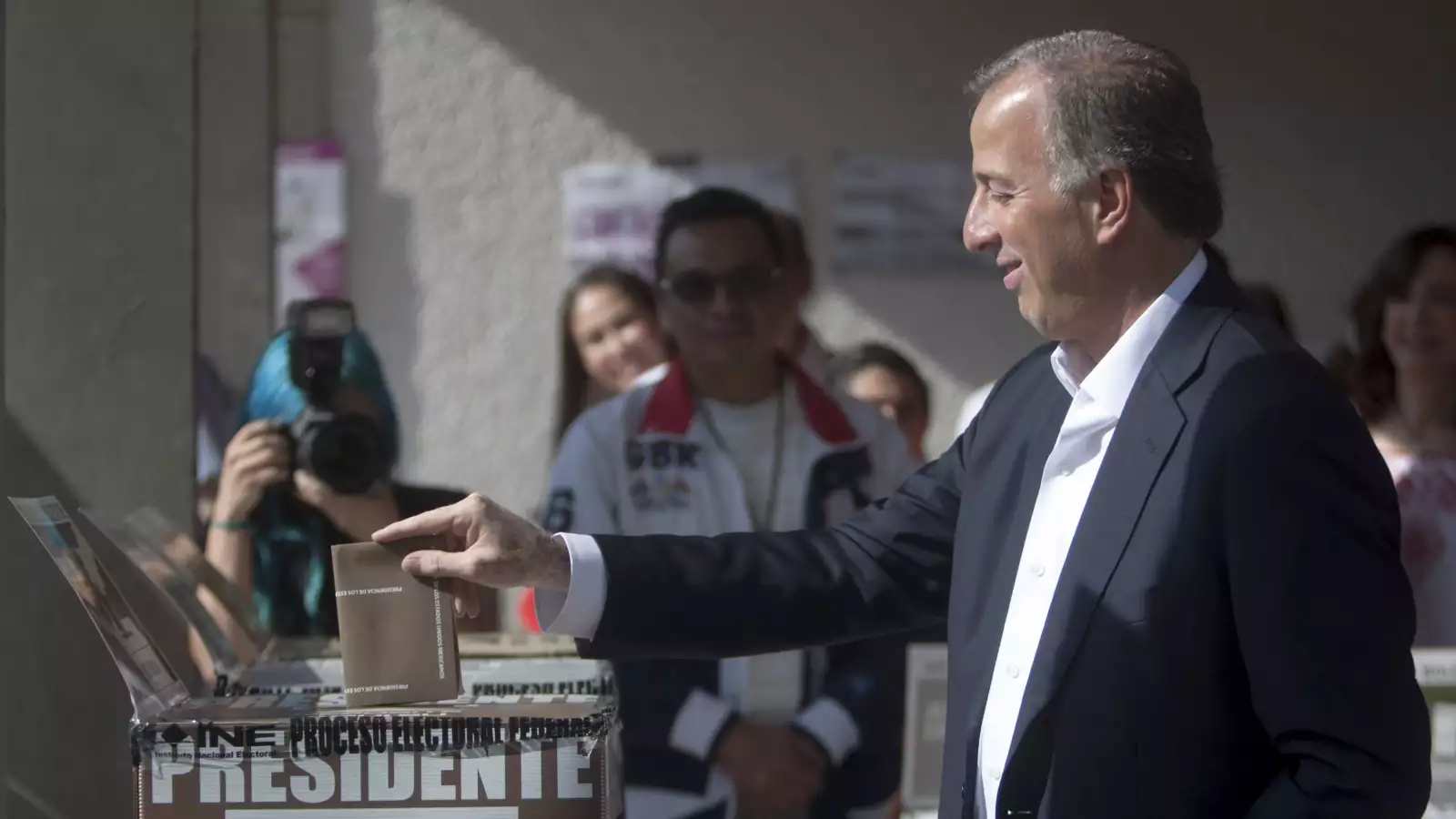 MEADE
