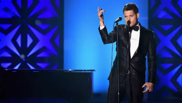 El cantante decidió informar por medio de redes sociales que deberá alejarse de los escenarios y pidió disculpas por los conciertos que tuvo que cancelar.