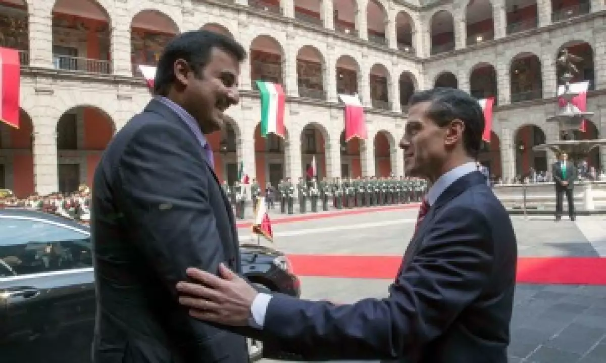 El presidente Peña Nieto se reunió en noviembre pasado con el Emir de Qatar en Palacio Nacional (Foto: Presidencia)