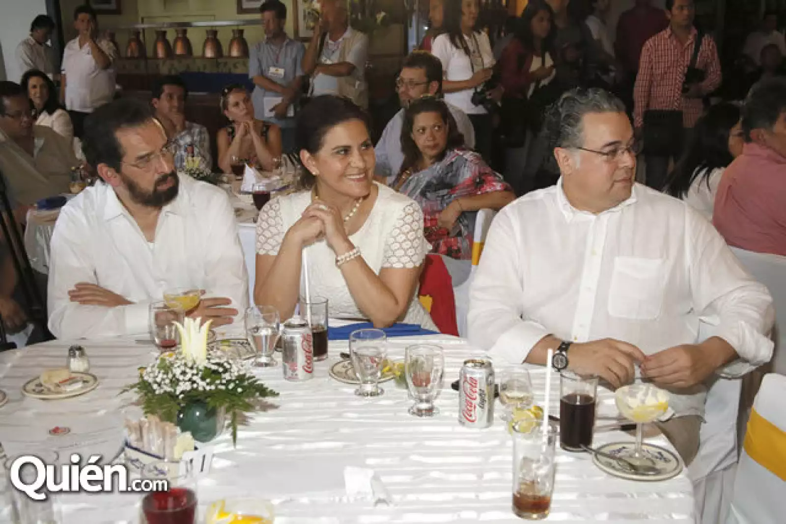 Francisco López, María Elena Barrera y Martín Olavarrieta