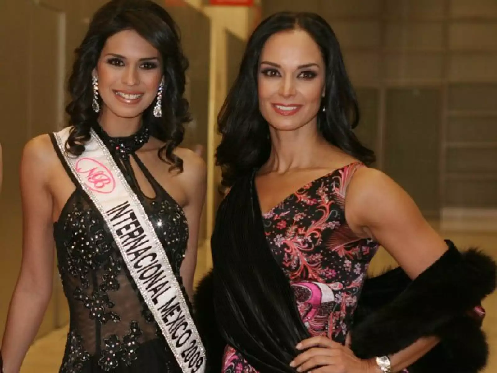 La directora general del certamen Nuestra Belleza México, expresó su interés de conversar con la ex Miss Sinaloa 2008, quien había sido vinculada con el crimen organizado.