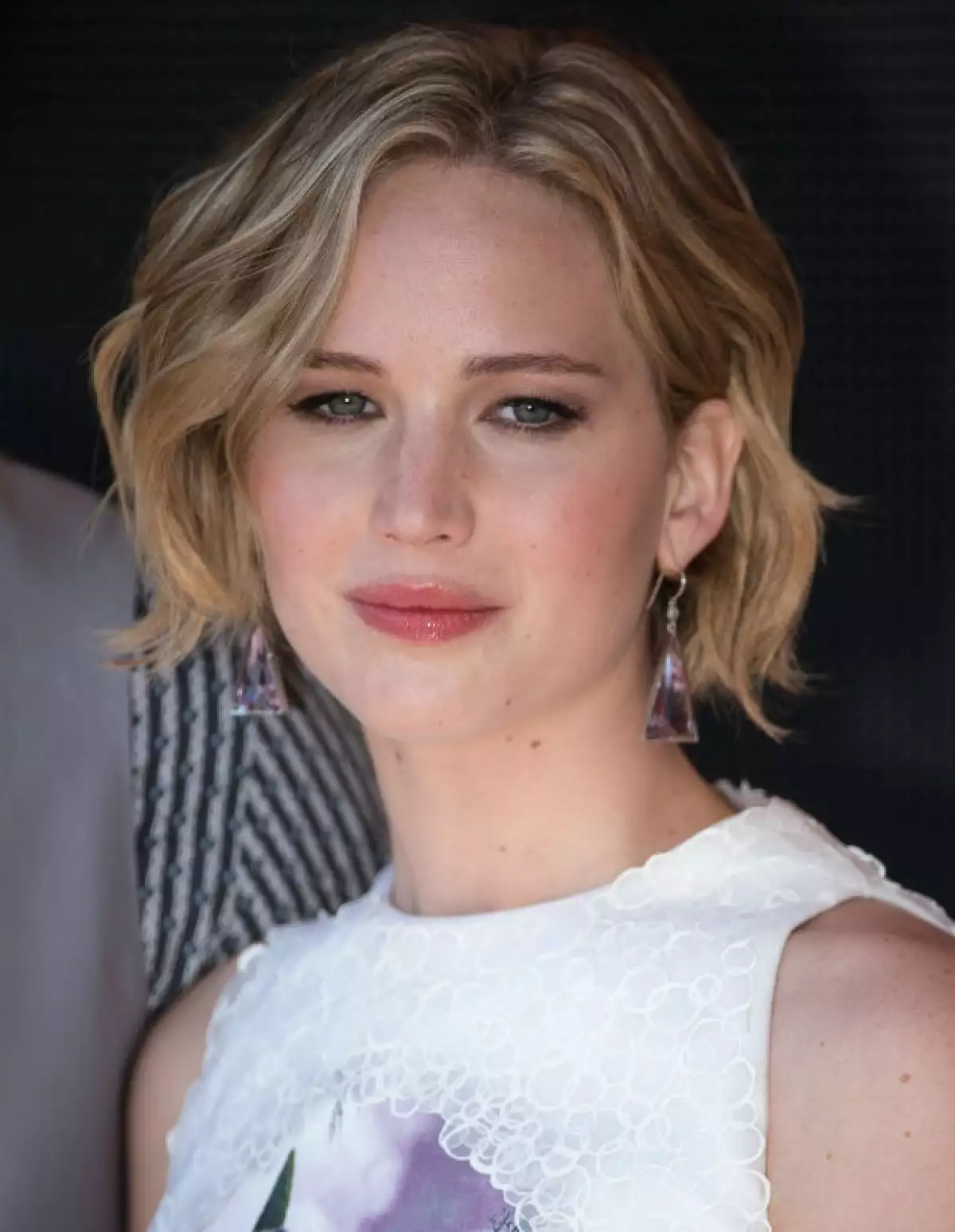 Jennifer Lawrence se ha convertido en la fan número uno de Coldplay.