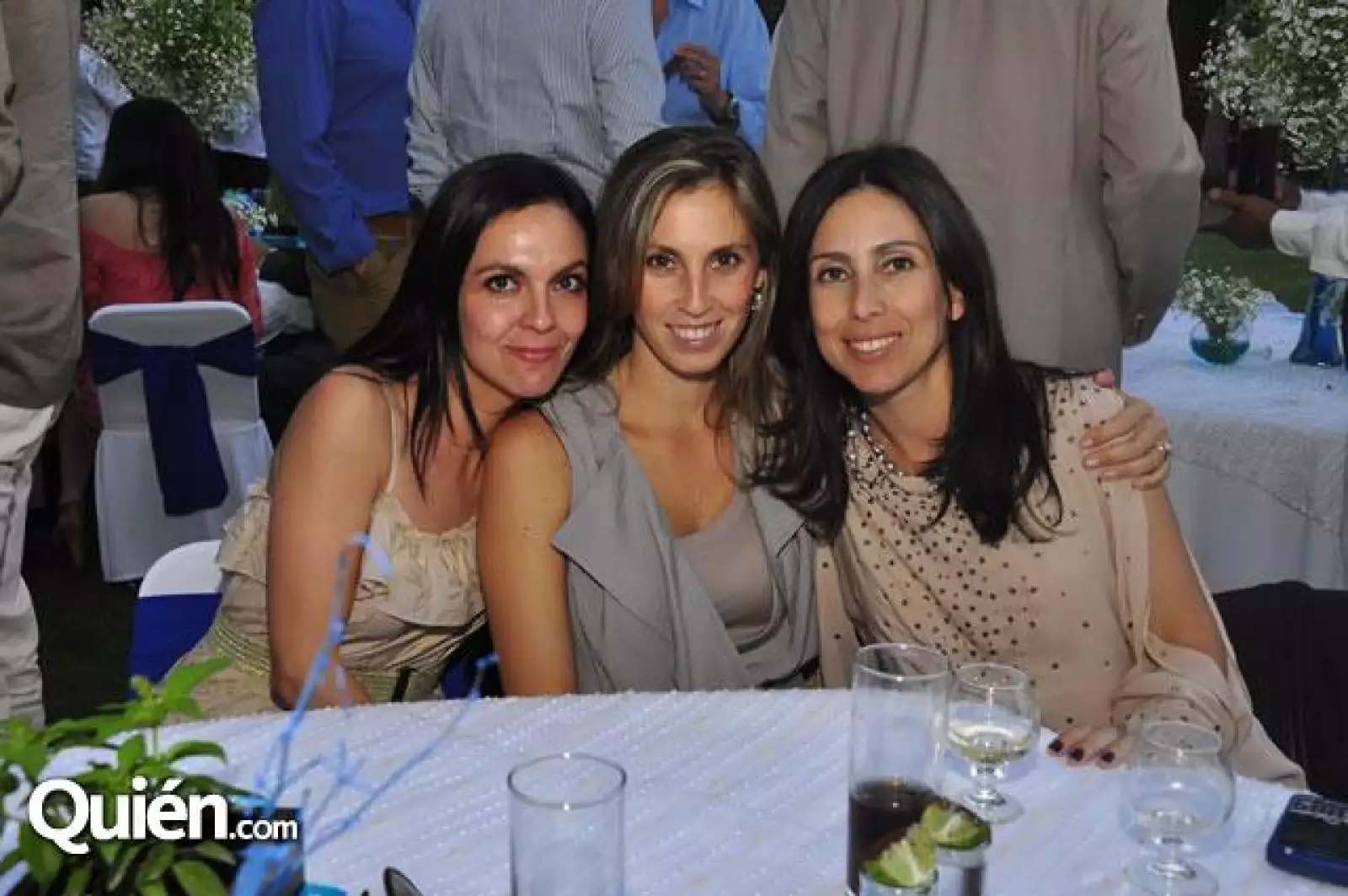 Aissa Alfaro,Karina Michel,Claudia Leaño