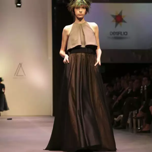 Pasarela Abel López.