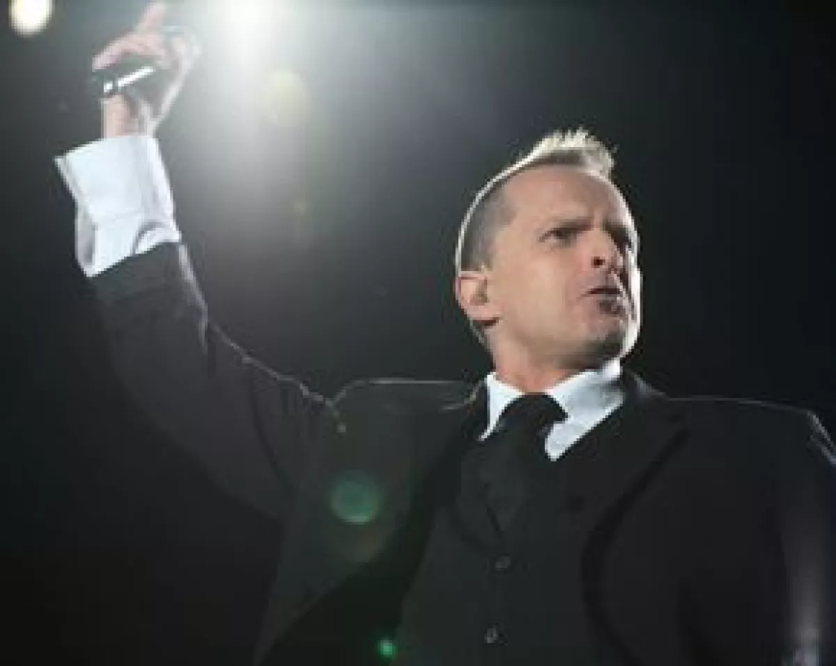 Miguel Bosé