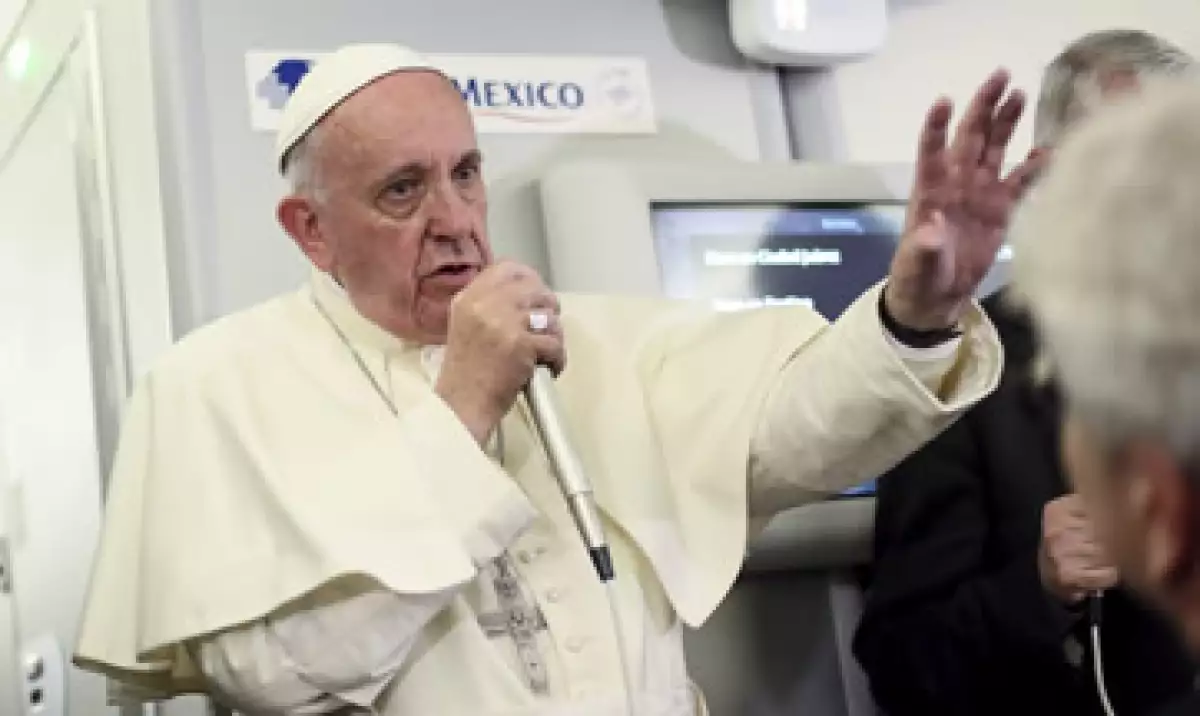 El pontífice indicó que los sacerdotes que ocultan la pederastia son unos inconscientes. (Foto: Reuters)