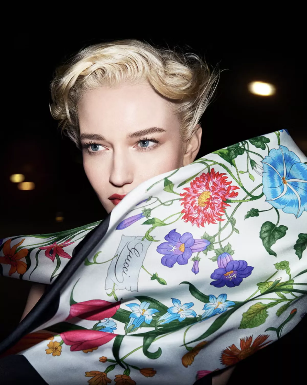 Julia-garner-gucci