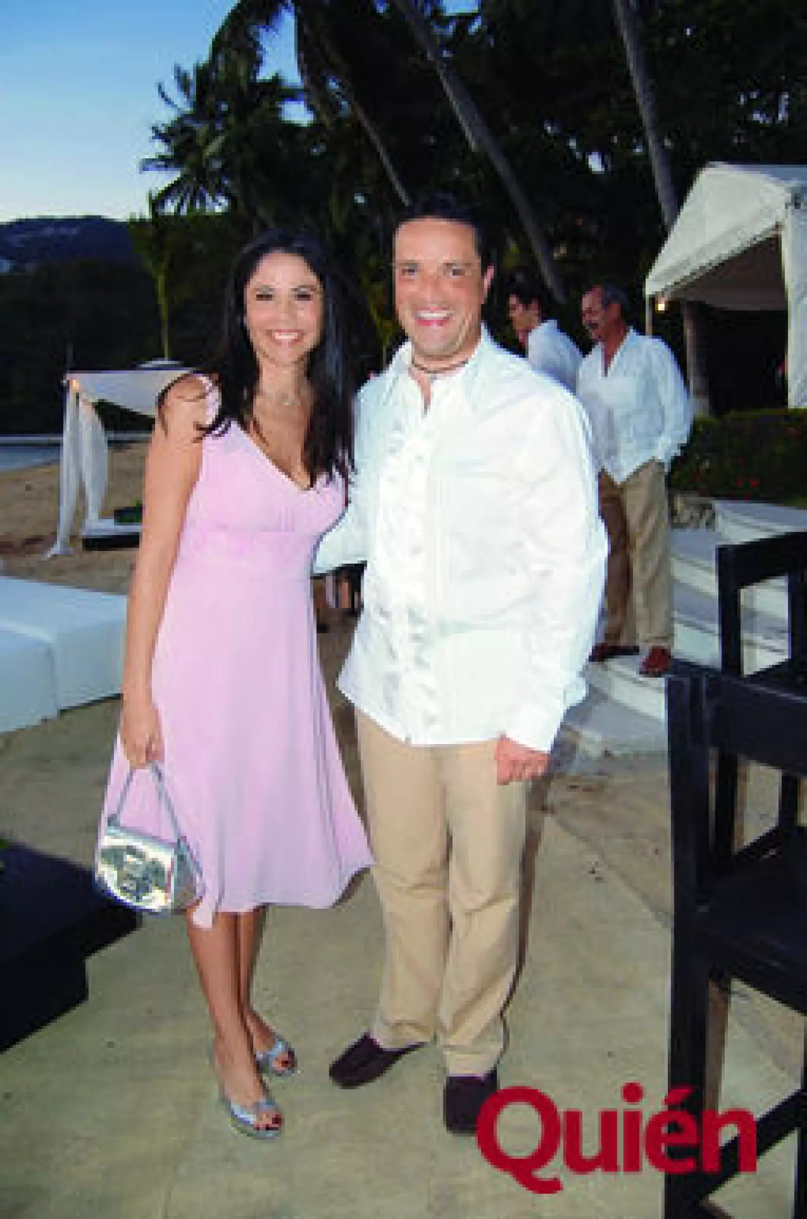 Paola Rojas, Francisco Sea