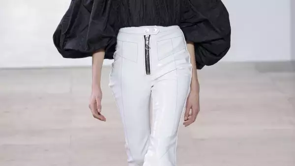 Mariana Zaragoza galería