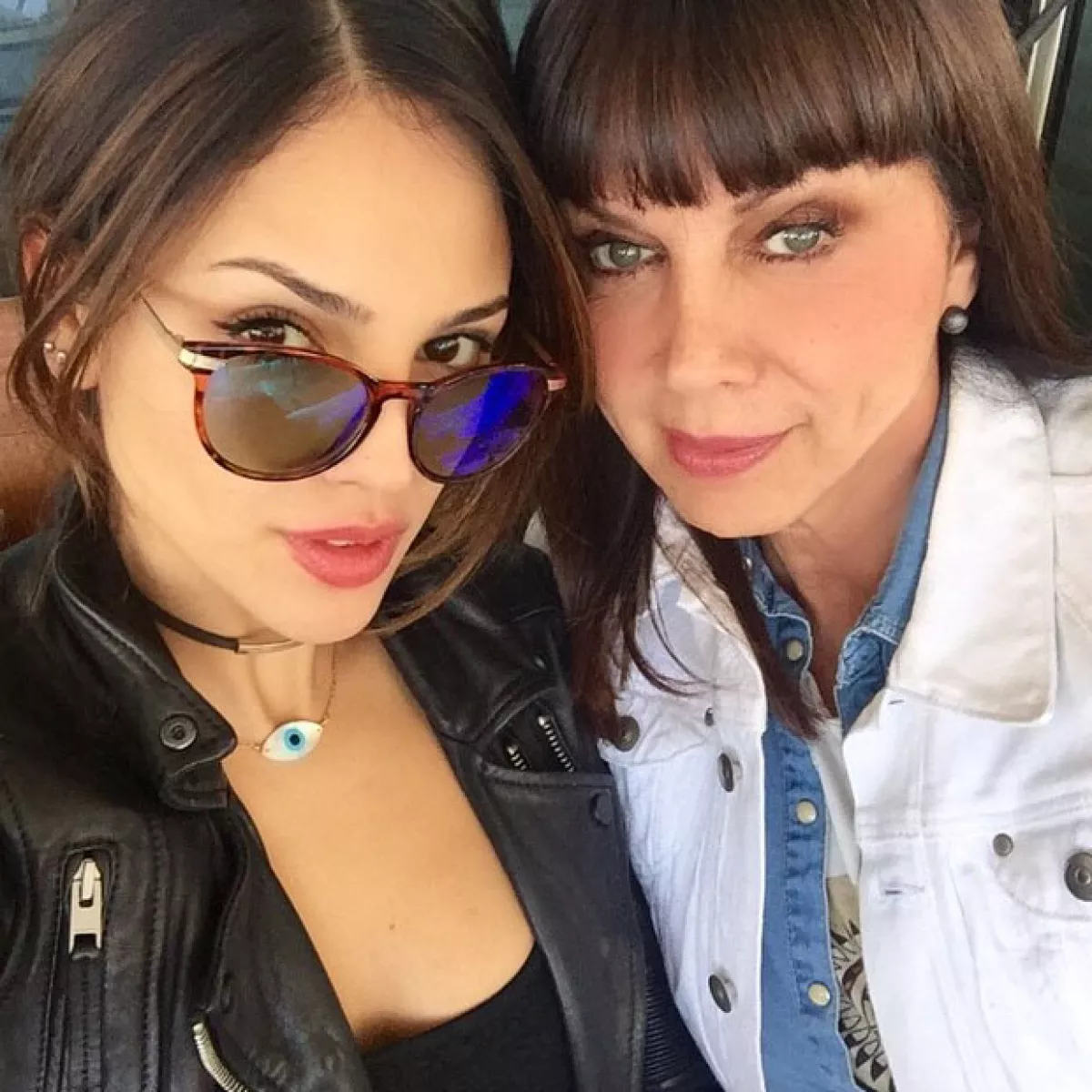 Hija y mamá disfrutaron de su compañía el día de ayer.