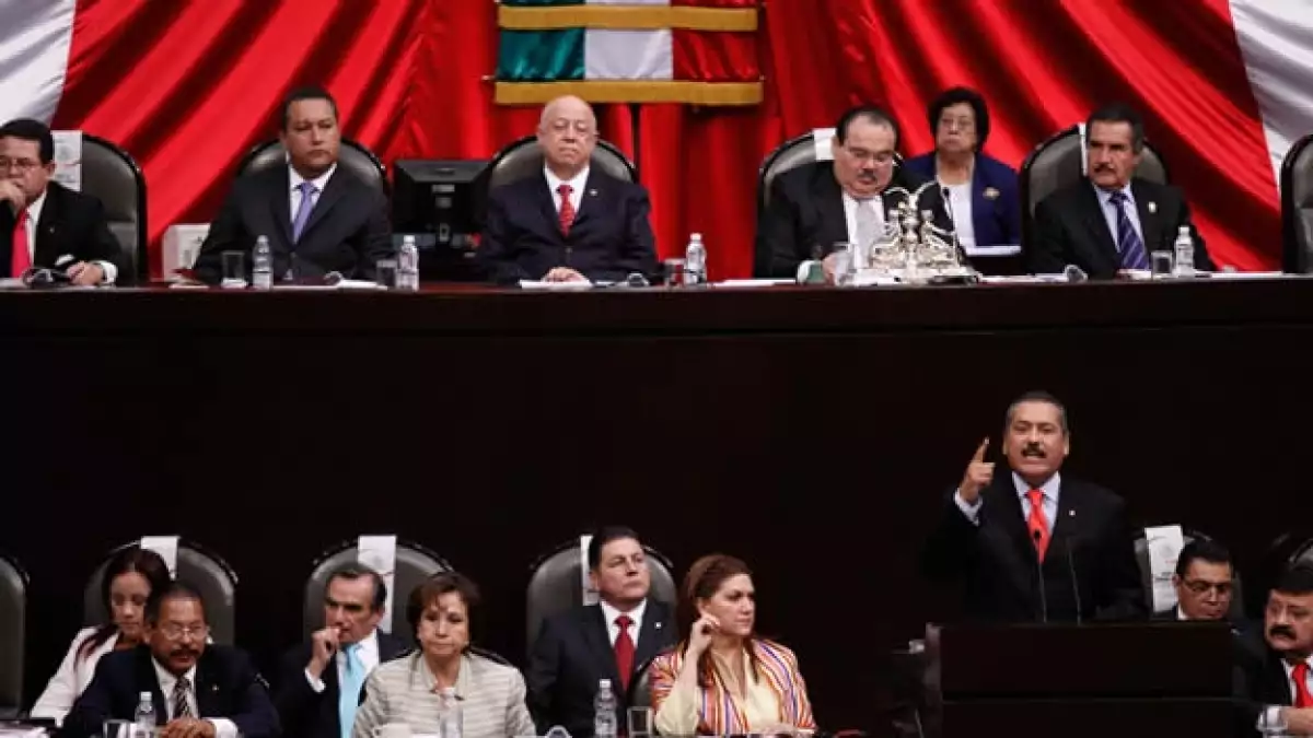 sesion solemne por el bicetenario