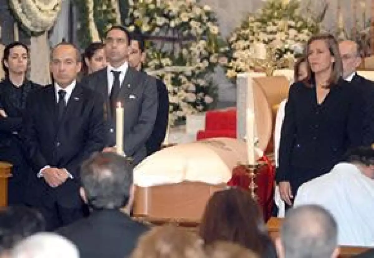 El Presidente afirmó que Abascal fue una persona que hizo mucho bien a nuestro país.
