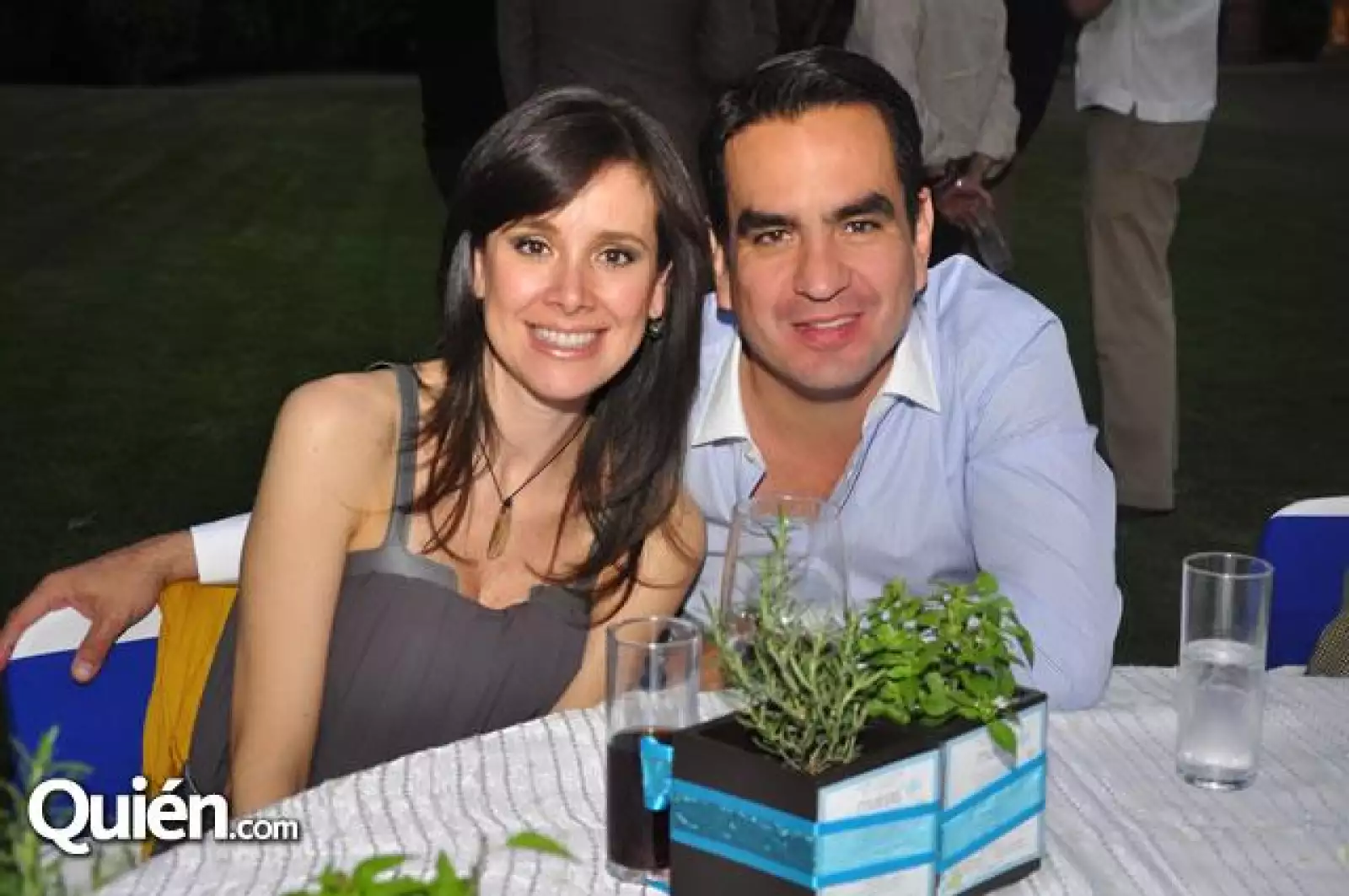 Marcela Hernández,Carlos de la Torre