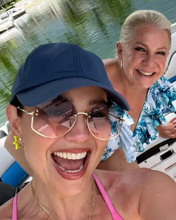 thalia-con-ernestina-sodi.jpg