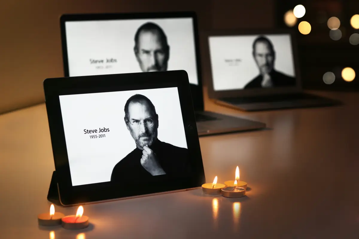 Steve Jobs medalla joe biden