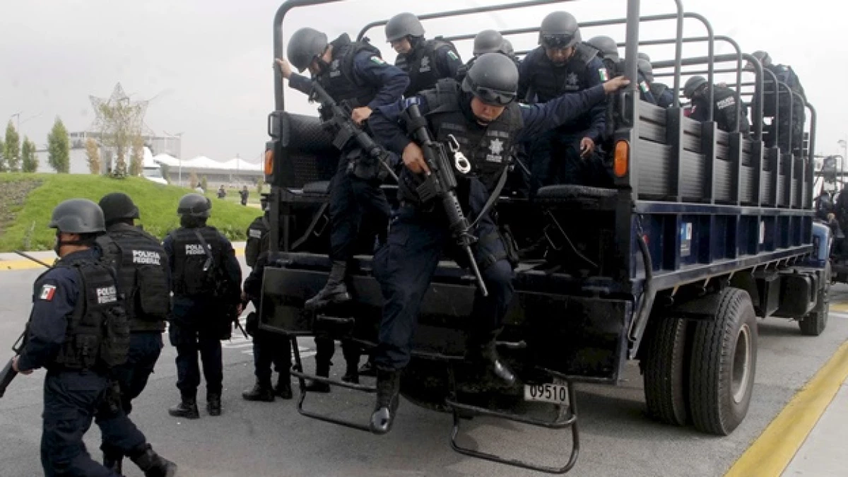 policias federales se preparan para ir a michoacan