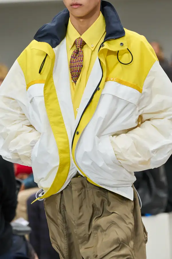 Loewe clp S27 053.jpg
