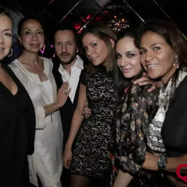 Martha Corzo, Laura Espítia, Óscar Madrazo, Winda Berkowitz, Paulina Madrazo, Priscilla Domal
