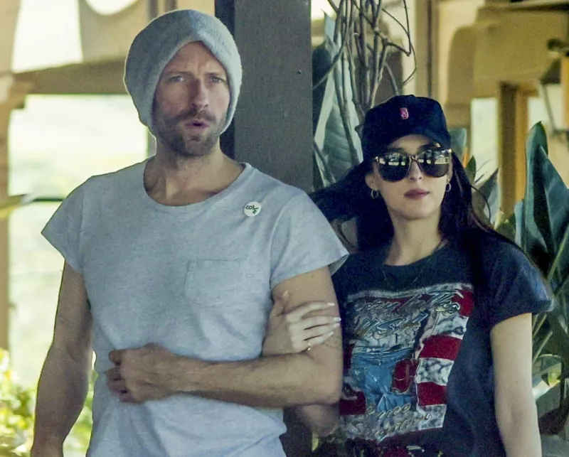 EXC Chris Martin, Dakota Johnson