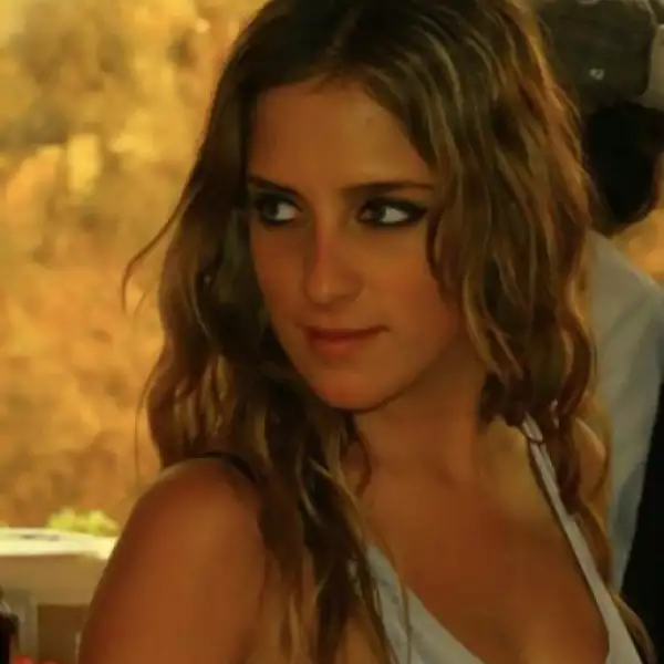 Esta belleza admira a sus papás y desea trabajar y vivir en Europa.