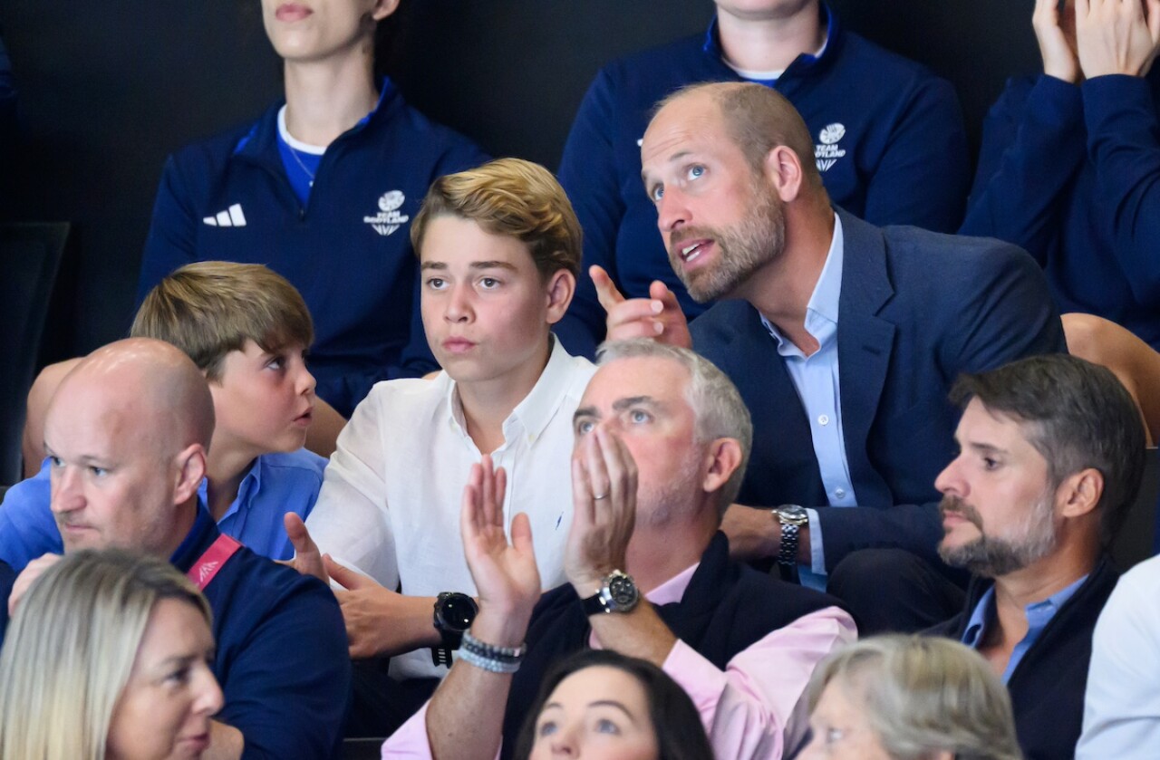 El príncipe William admite que 'avergüenza' a sus hijos y la reacción de George se vuelve viral