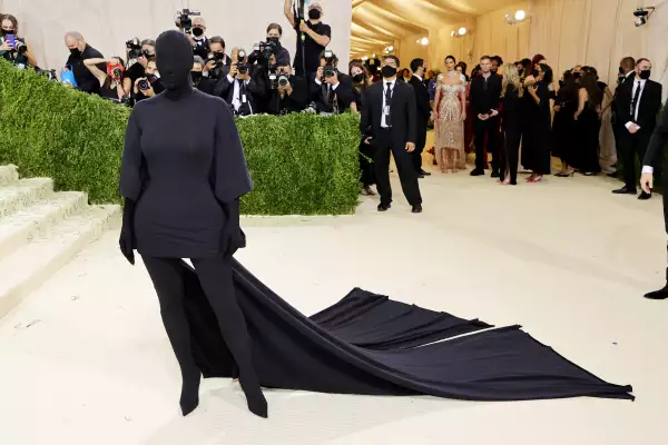 Kim-Kardashian-Met-Gala