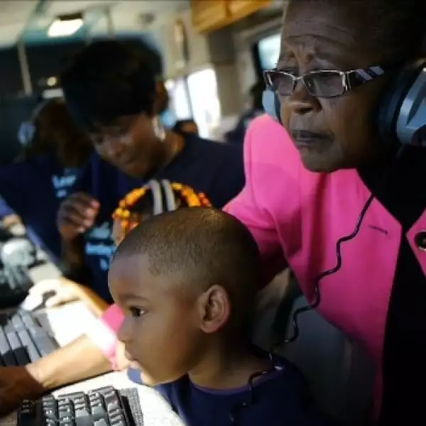 camión internet héroes