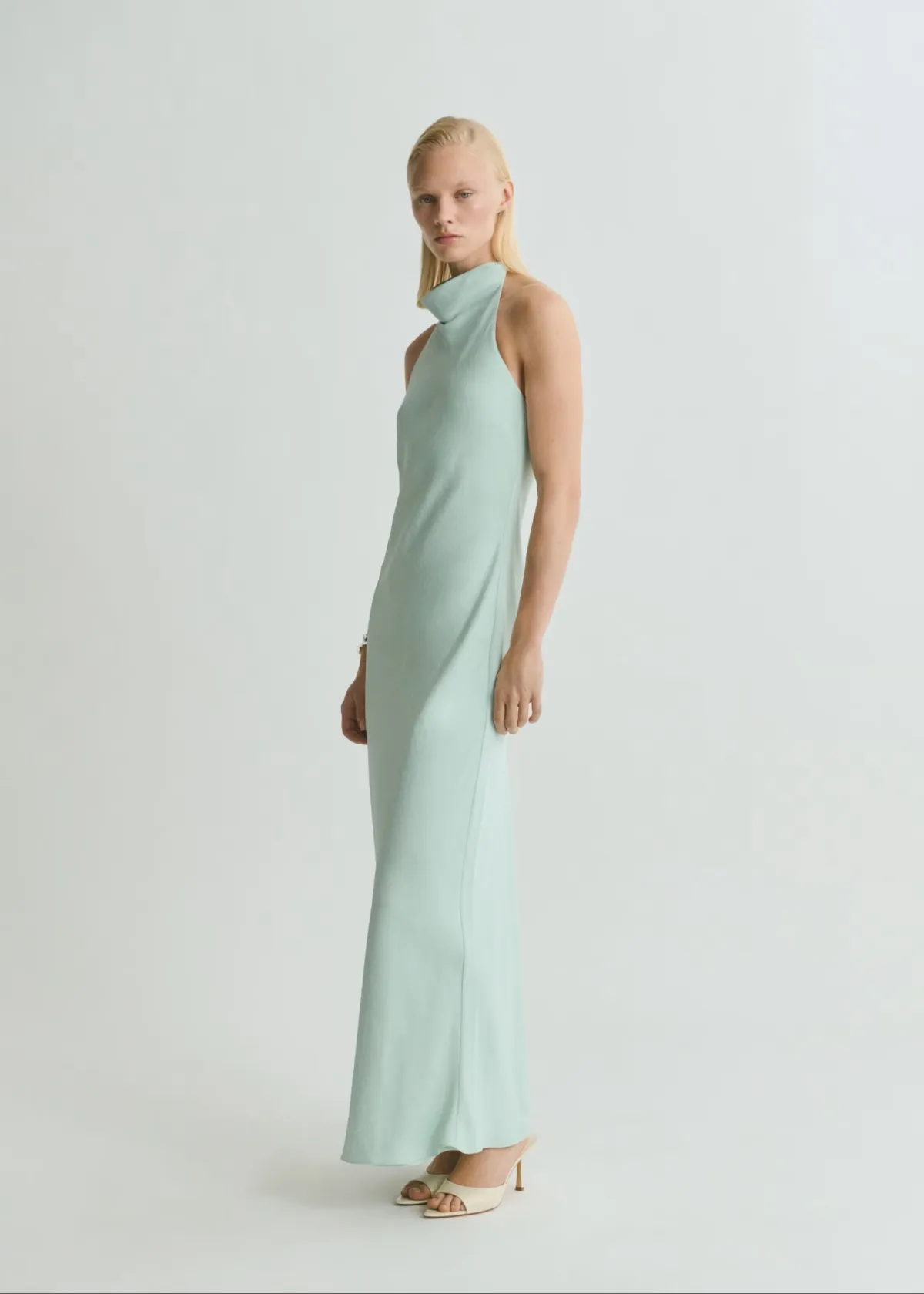 mango.satin.jpg