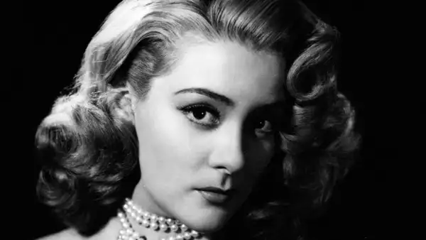 Retrato de la primera actriz, Silvia Pinal. 