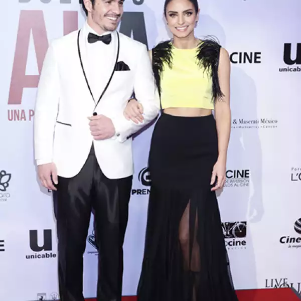 Mauricio Ochmann y Aislinn Derbez