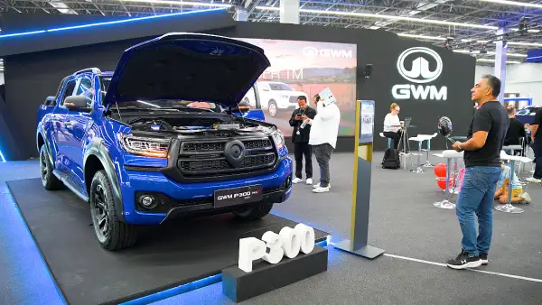 Imagen de la presentación oficial de la GWM P300 en el Auto Show de Guadalajara 2026. La pickup es la evolución de Poer y estará disponible con versiones de combustión y una variante híbrida enchufable (PHEV).