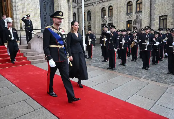 rey-hakoon-mette-marit-de-noruega