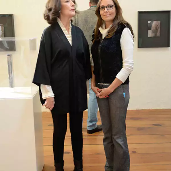 Catalina y Regina Corcuera.