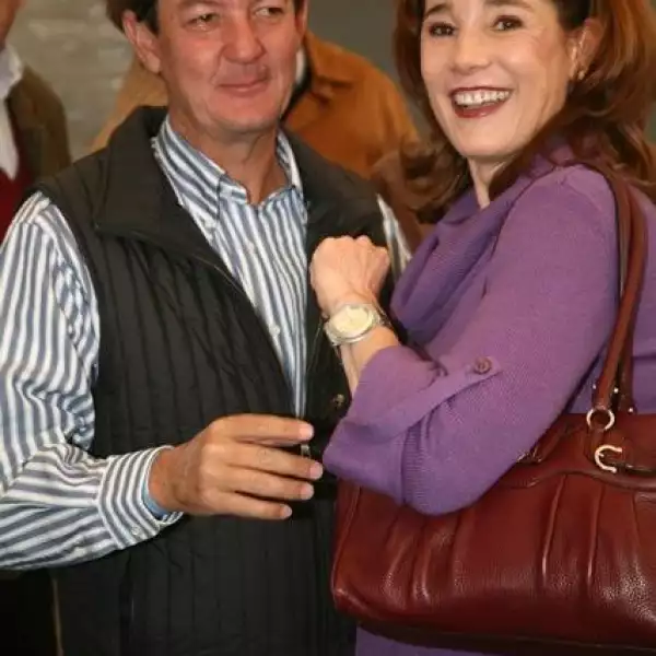 Santiago Urquiza,Coni Creel