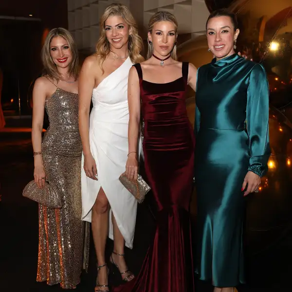 Vanessa Villarreal de Martínez , Laura Garza , Andy Benavides y
