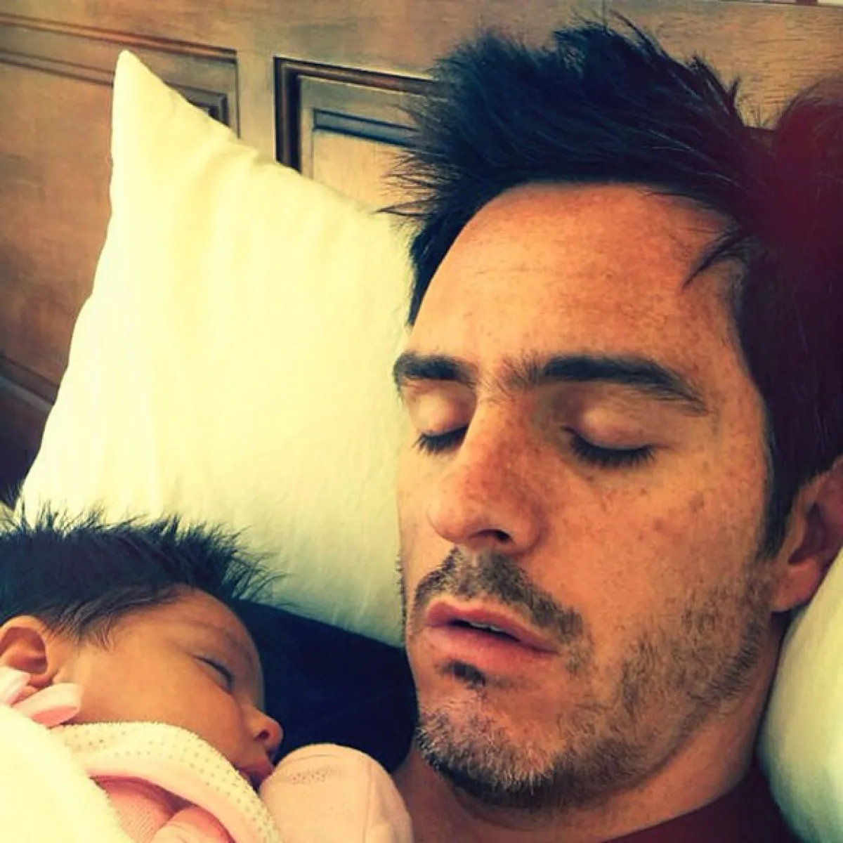 Mauricio Ochmann convive cada vez más con la familia de su novia.