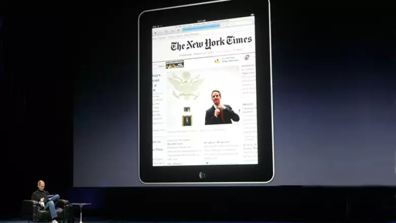 El aparato tecnológico, iPad, será vendido y distribuido por Apple con opción a servicios de enlace de datos 3G con AT&T por 29.99 dólares por cuetión de datos e internet ilimitados.