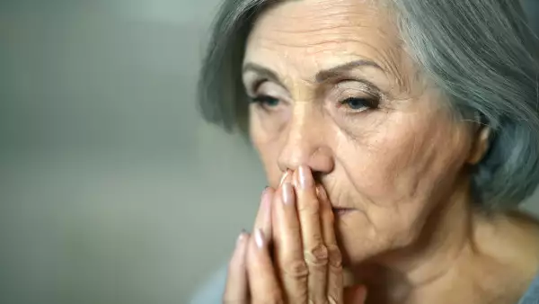 Mujeres ancianas,