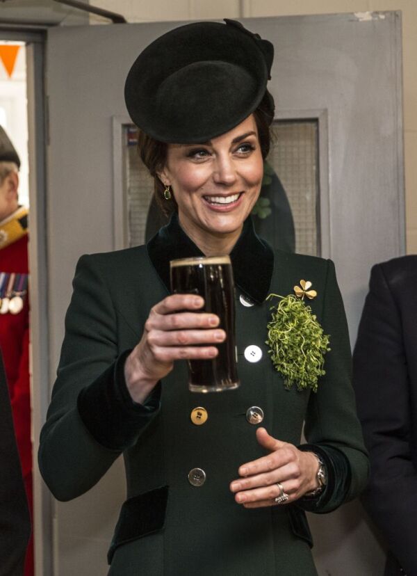 1520498262-kate-middleton-right-hand