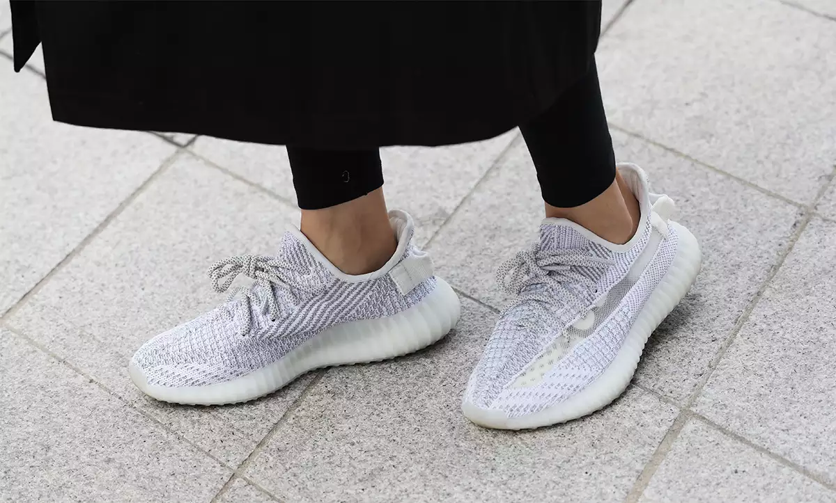 Yeezy Jordan sneakers reventa