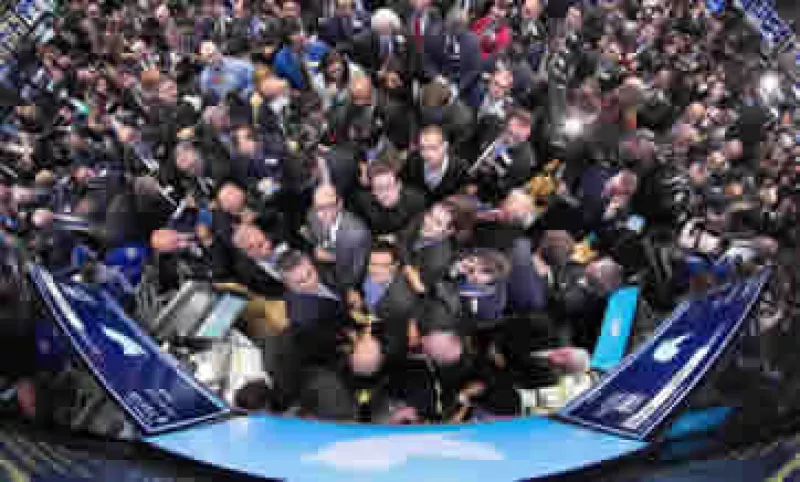 Twitter cerró en 44.90 en su debut en la bolsa de Nueva York. (Foto: Getty Images)