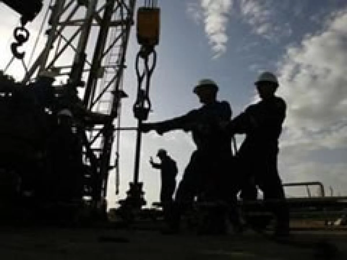El plan de Pemex apunta a lograr hacia el 2020, 700,000 barriles de crudo por día. (Foto: Archivo)