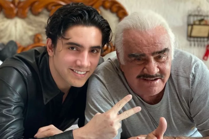 Alex Fernández y Vicente Fernández