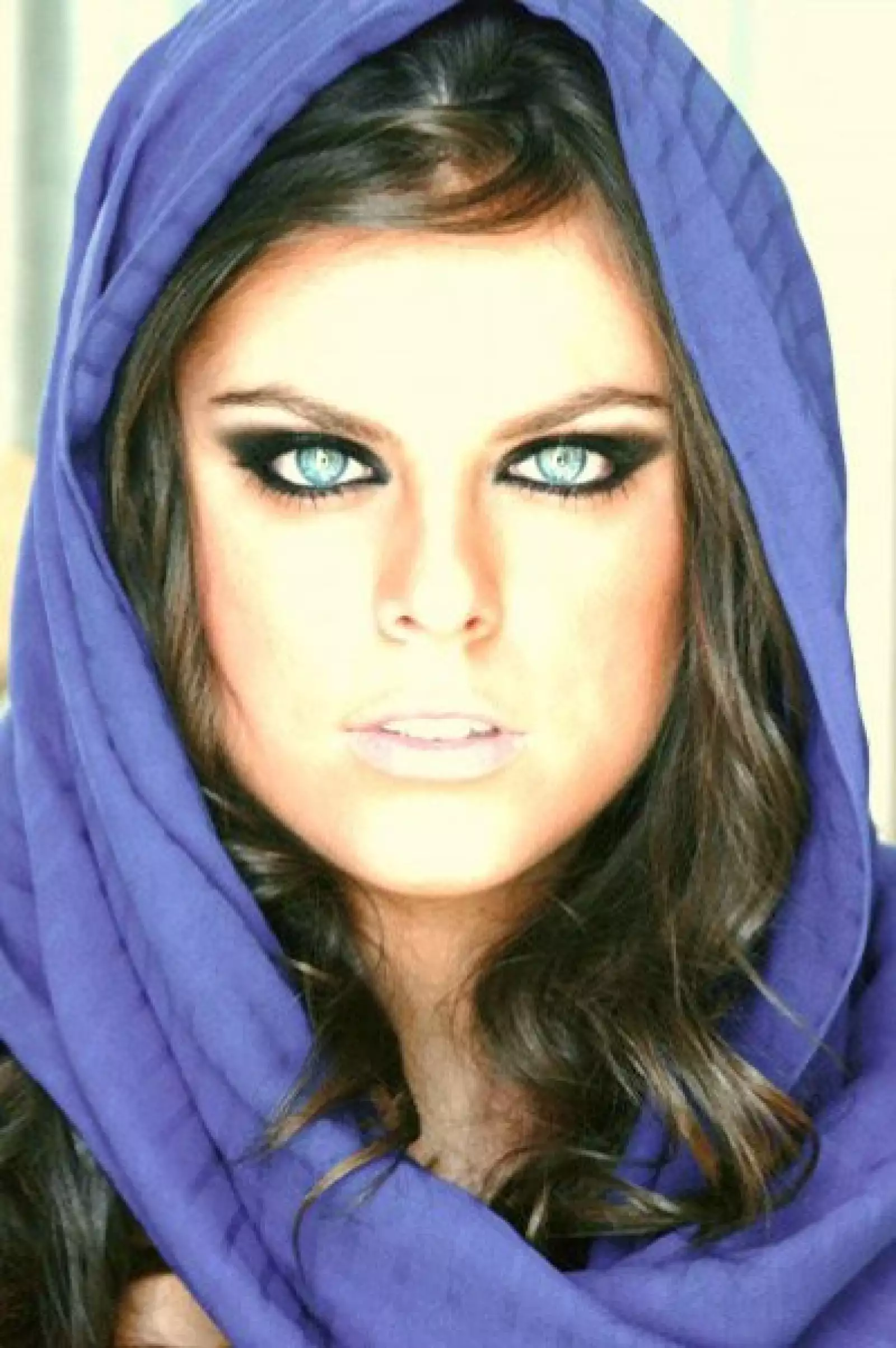 Regina Martínez y Vivi Villarreal son dos de las sampetrinas protragonistas de `Glam Girls´ mientras Yael es una de las `frienemies´ (amigas/enemigas).