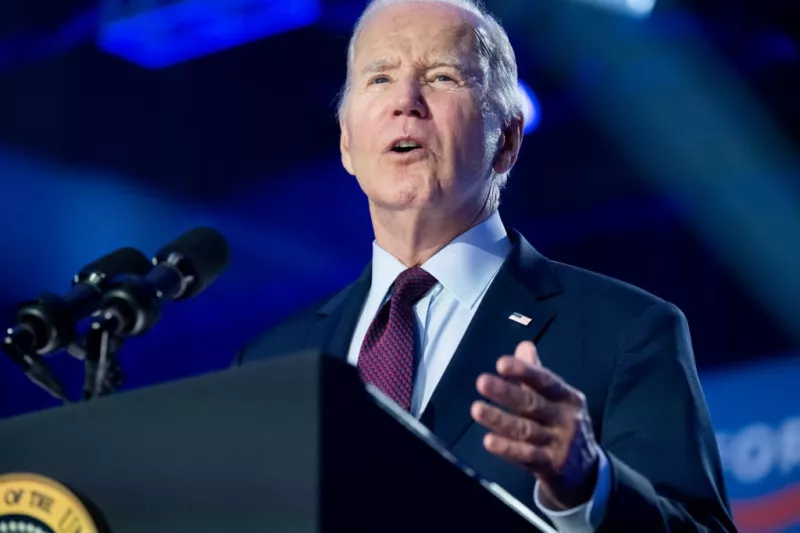 El presidente de EE. UU., Joe Biden, habla en un mitin de campaña en el Centro Comunitario Pearson en Las Vegas, Nevada, el 4 de febrero de 2024.